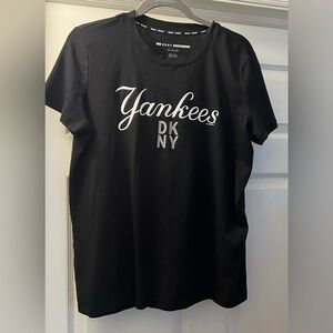 DKNY NY Yankees Sport Black and White Tee